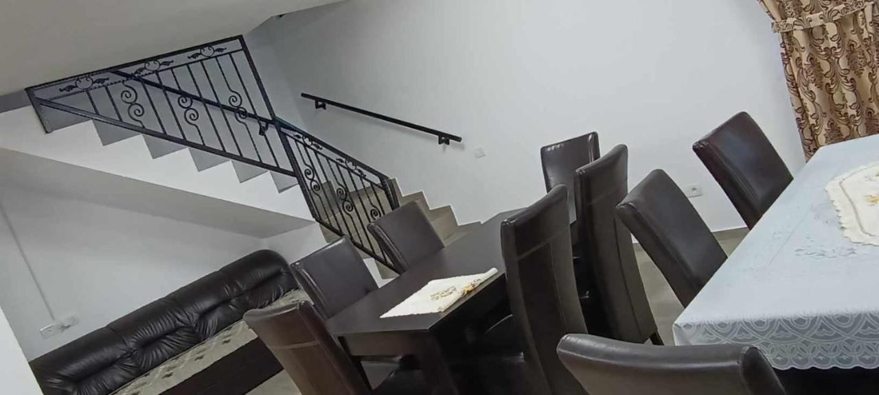 Casuta Din Livada Βίλα Moisei Εξωτερικό φωτογραφία